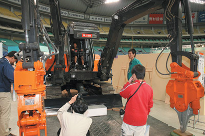 ���݋@�B�̌��R�[�i�[